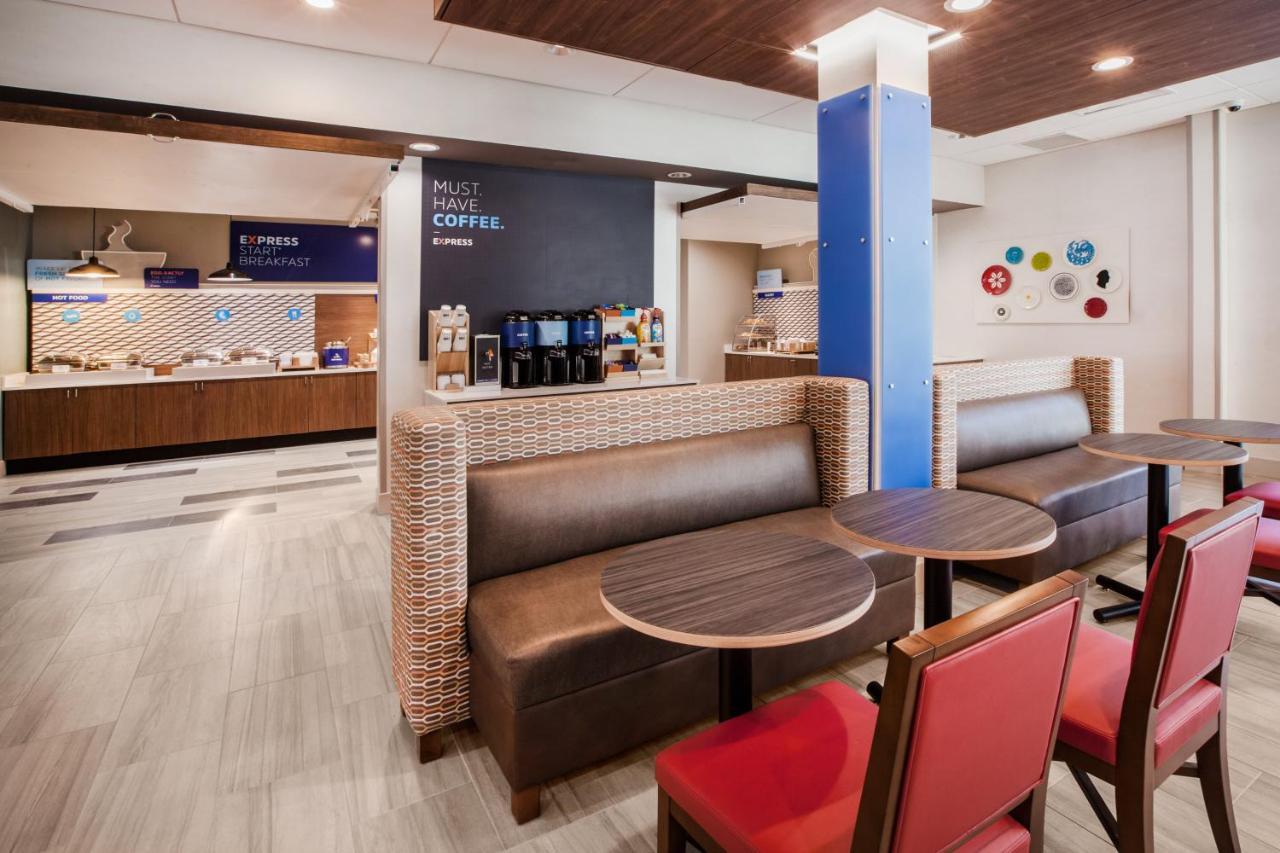 Holiday Inn Express & Suites - Bardstown By Ihg エクステリア 写真